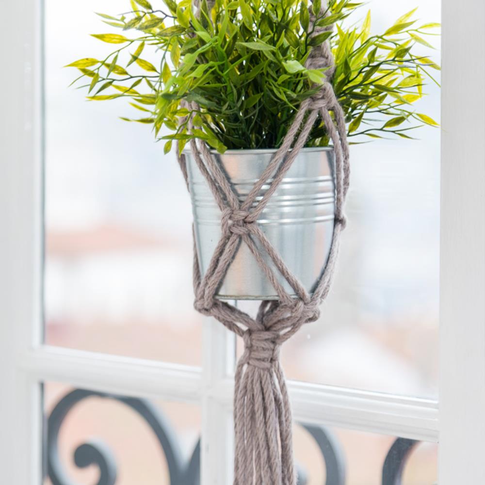 14 Ridiculously Simple Macrame Plant Hangers