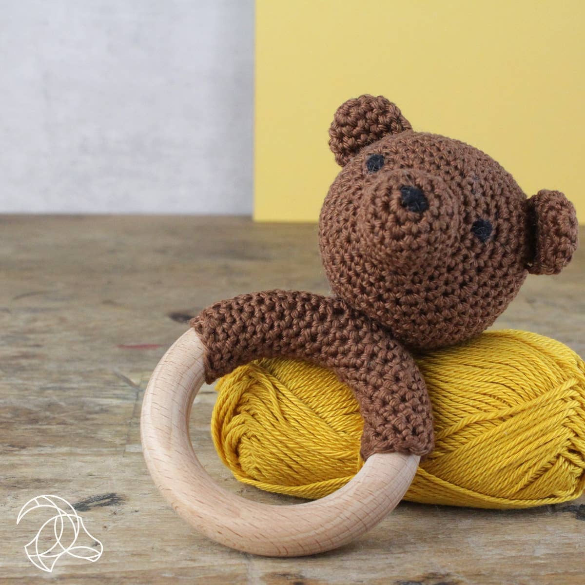 Hardicraft - DIY Crochet Kit - Rattle Bear